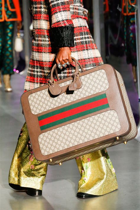 Gucci RTW Fall 2017 [Photos] 